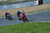 brands-hatch-photographs;brands-no-limits-trackday;cadwell-trackday-photographs;enduro-digital-images;event-digital-images;eventdigitalimages;no-limits-trackdays;peter-wileman-photography;racing-digital-images;trackday-digital-images;trackday-photos